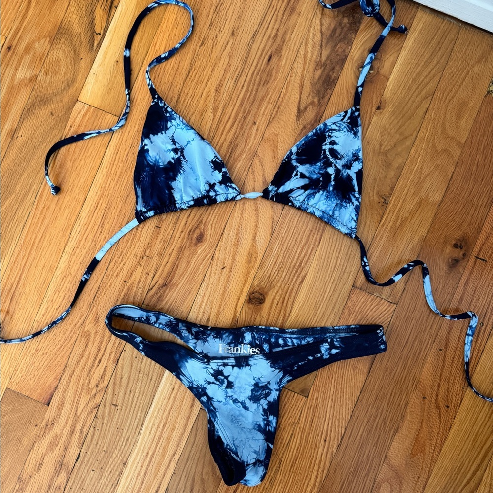 Frankies Bikinis Blue Tie Dye Bikini Set